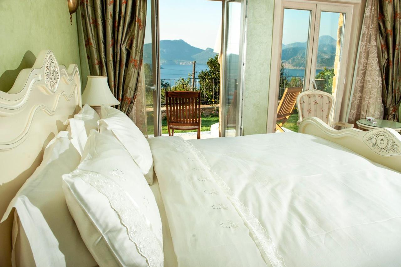 Swan Lake Hotel - Adult Only Selimiye  Esterno foto